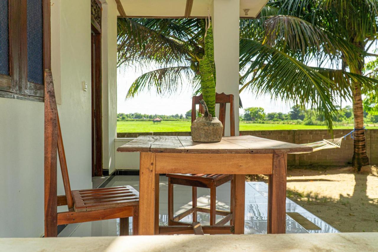 Hotel Surf & Yoga Arugam Bay Esterno foto