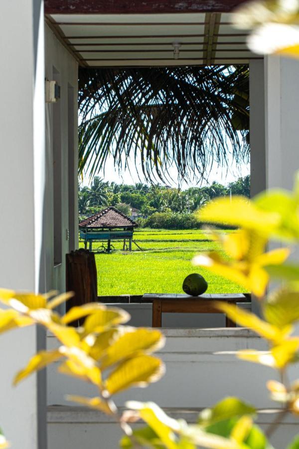 Hotel Surf & Yoga Arugam Bay Esterno foto