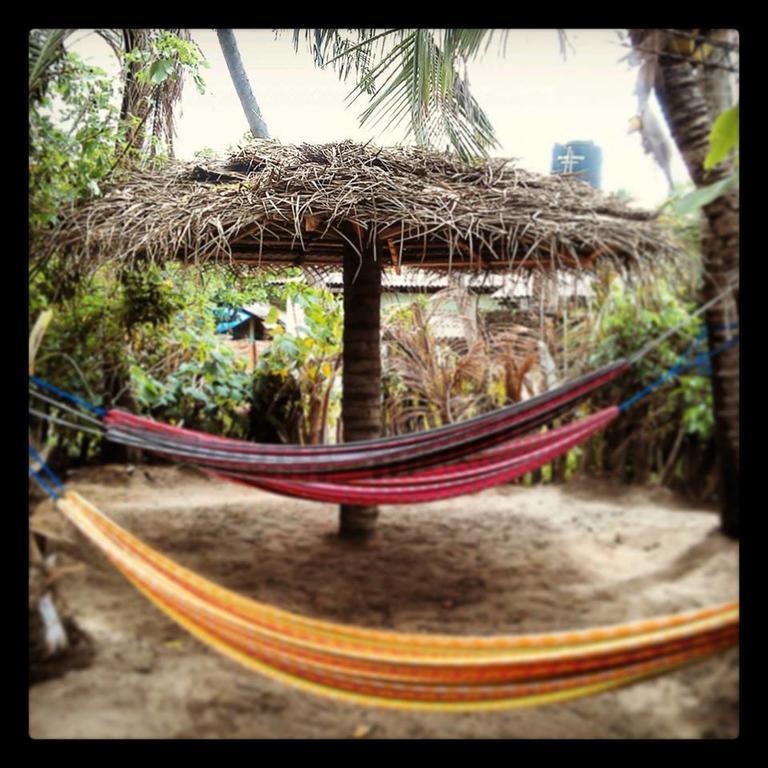 Hotel Surf & Yoga Arugam Bay Esterno foto